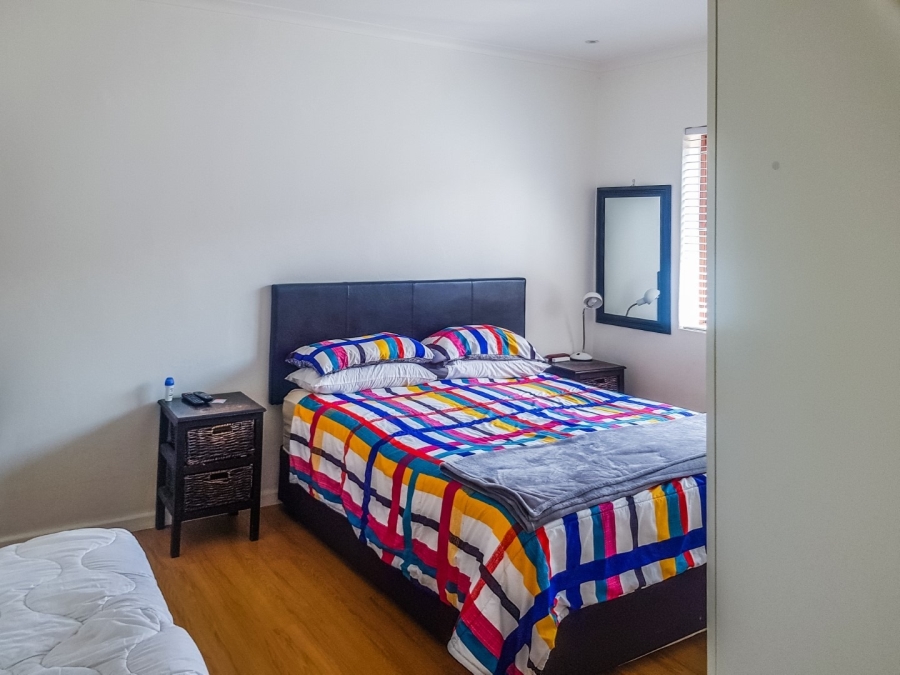 To Let 3 Bedroom Property for Rent in Bothasig Western Cape